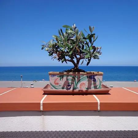 Lägenhet Charmante In Marchesana Mit Terrasse By Interhome Terme Vigliatore
